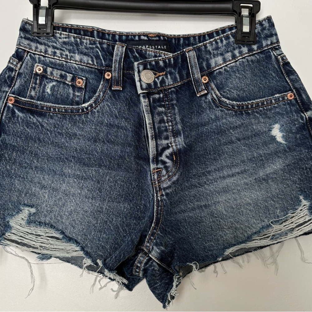 Aeropostale Frayed Hem Blue Jean Shorts
